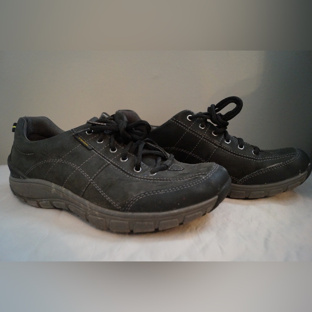 Women’s Durable Sneaker